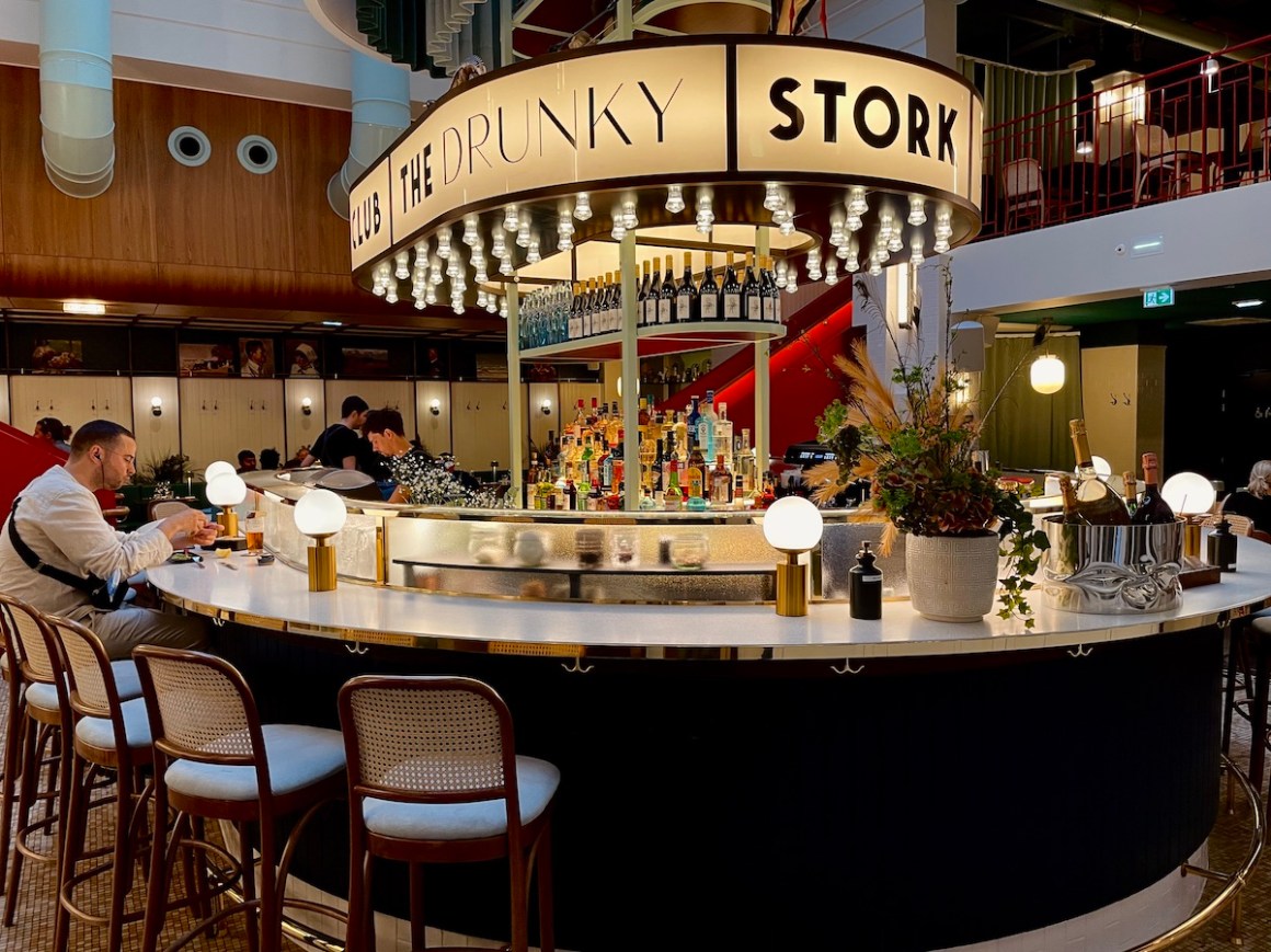 Un pub moderne à Strasbourg : the Drunky Stork Social Club – Strafari