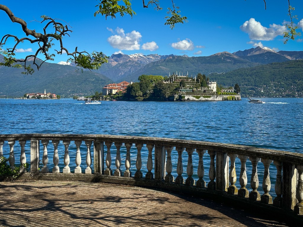 Stresa L une Des Perles Du Lac Majeur En Italie Strafari stresa-l-une-des-perles-du-lac-majeur-en-italie-strafari